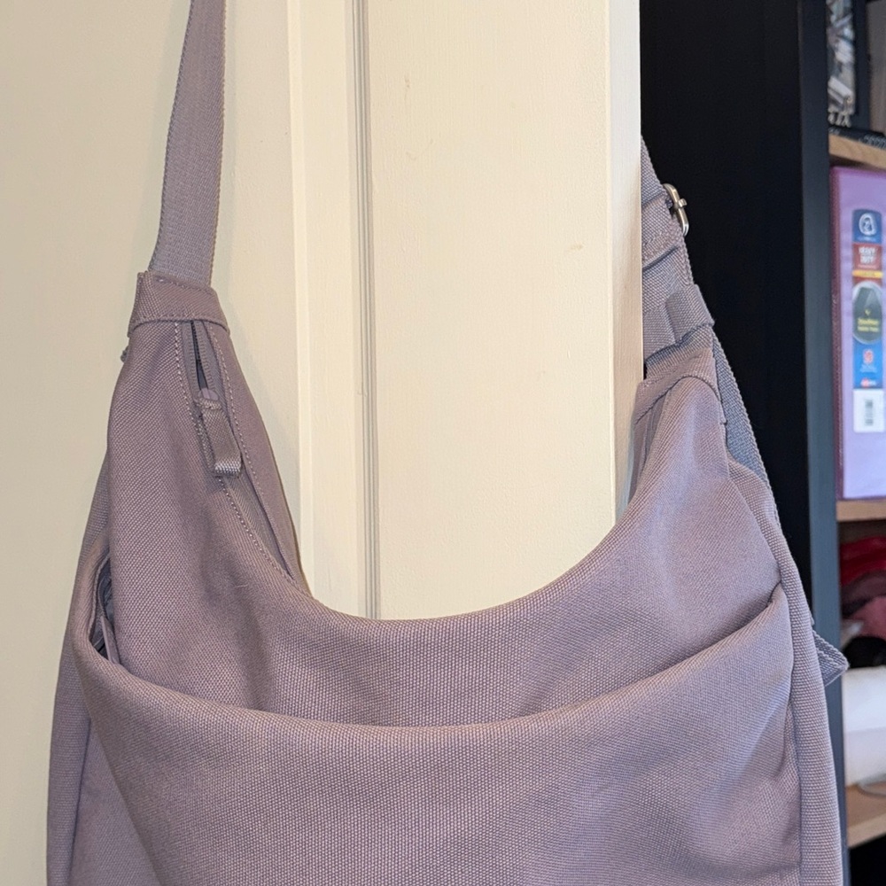 Lavender Carryall by Beis